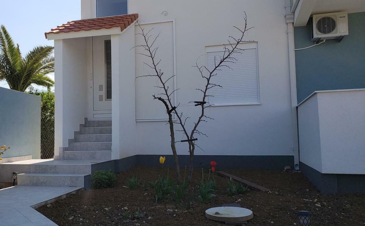 Apartmani Suncokreti - Sunflower Apartments Бар Екстериор снимка