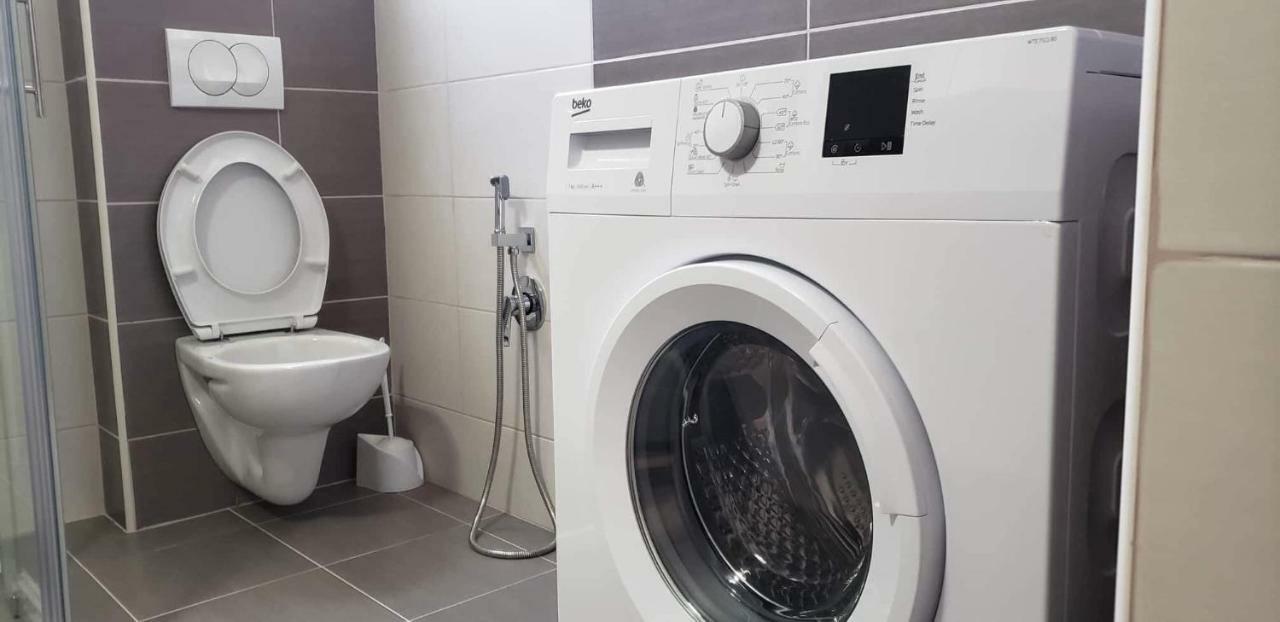 Apartmani Suncokreti - Sunflower Apartments Бар Екстериор снимка