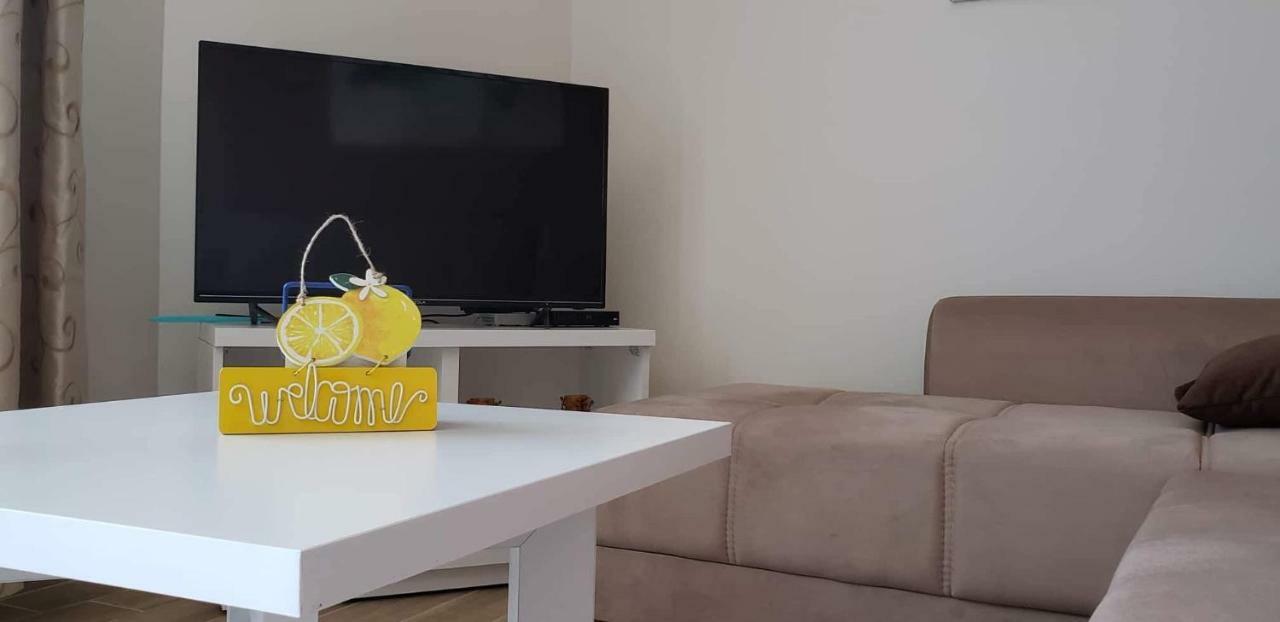Apartmani Suncokreti - Sunflower Apartments Бар Екстериор снимка